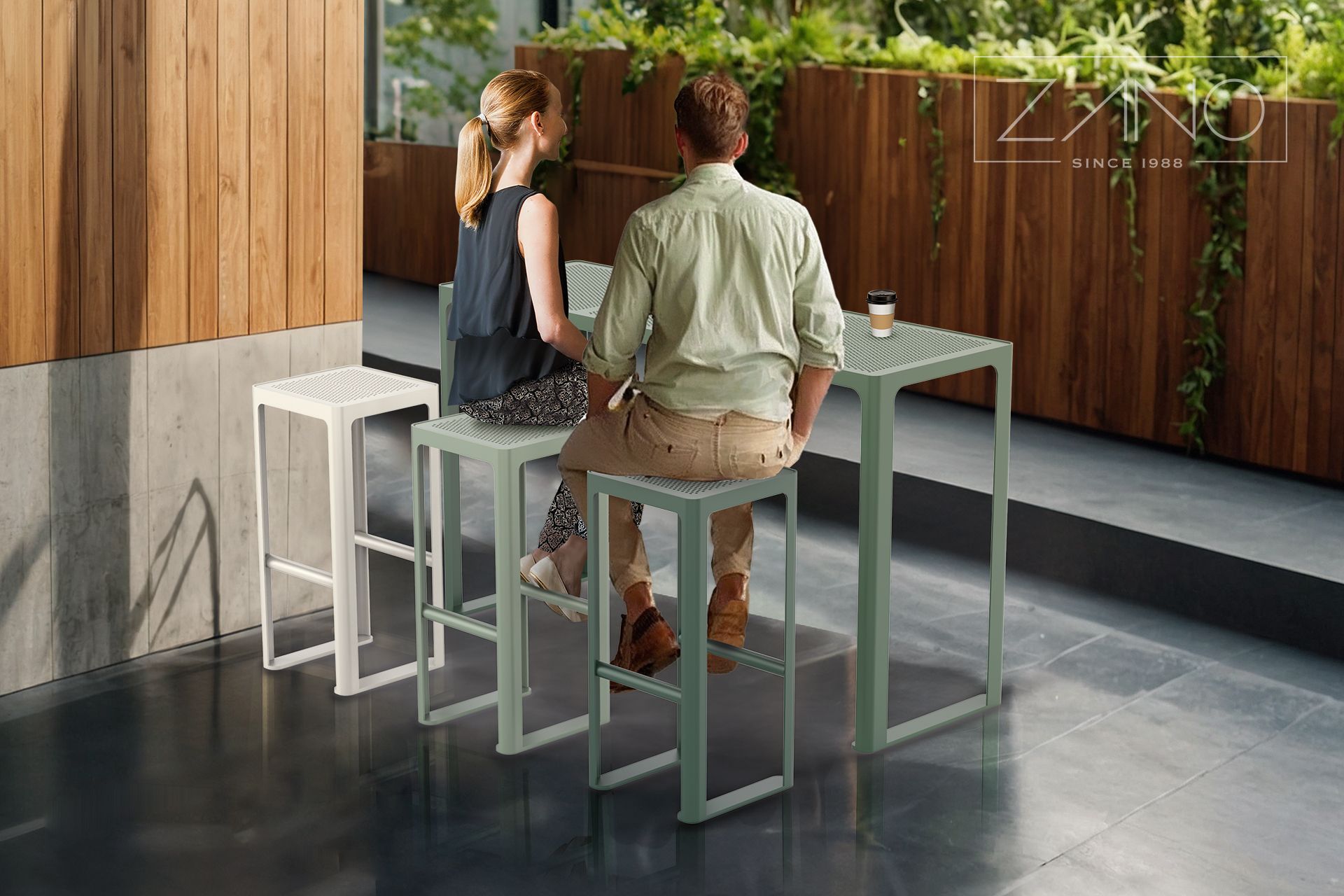 Catering area - foodcourt - tables and chairs