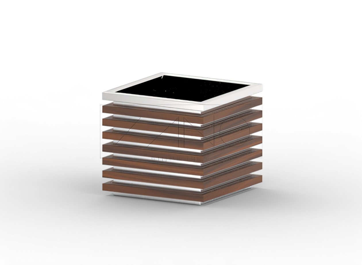 Steel pot with wooden elements