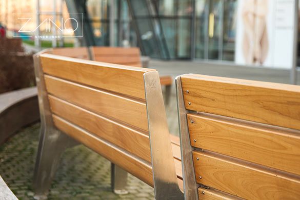 Soft benches made of stainless steel, spruce wood in Cypress stain